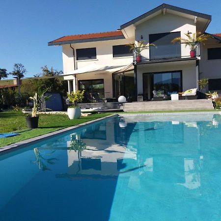 Chambres, cuisine, piscine, spa, billards, airhockey, nature Fillinges Extérieur photo
