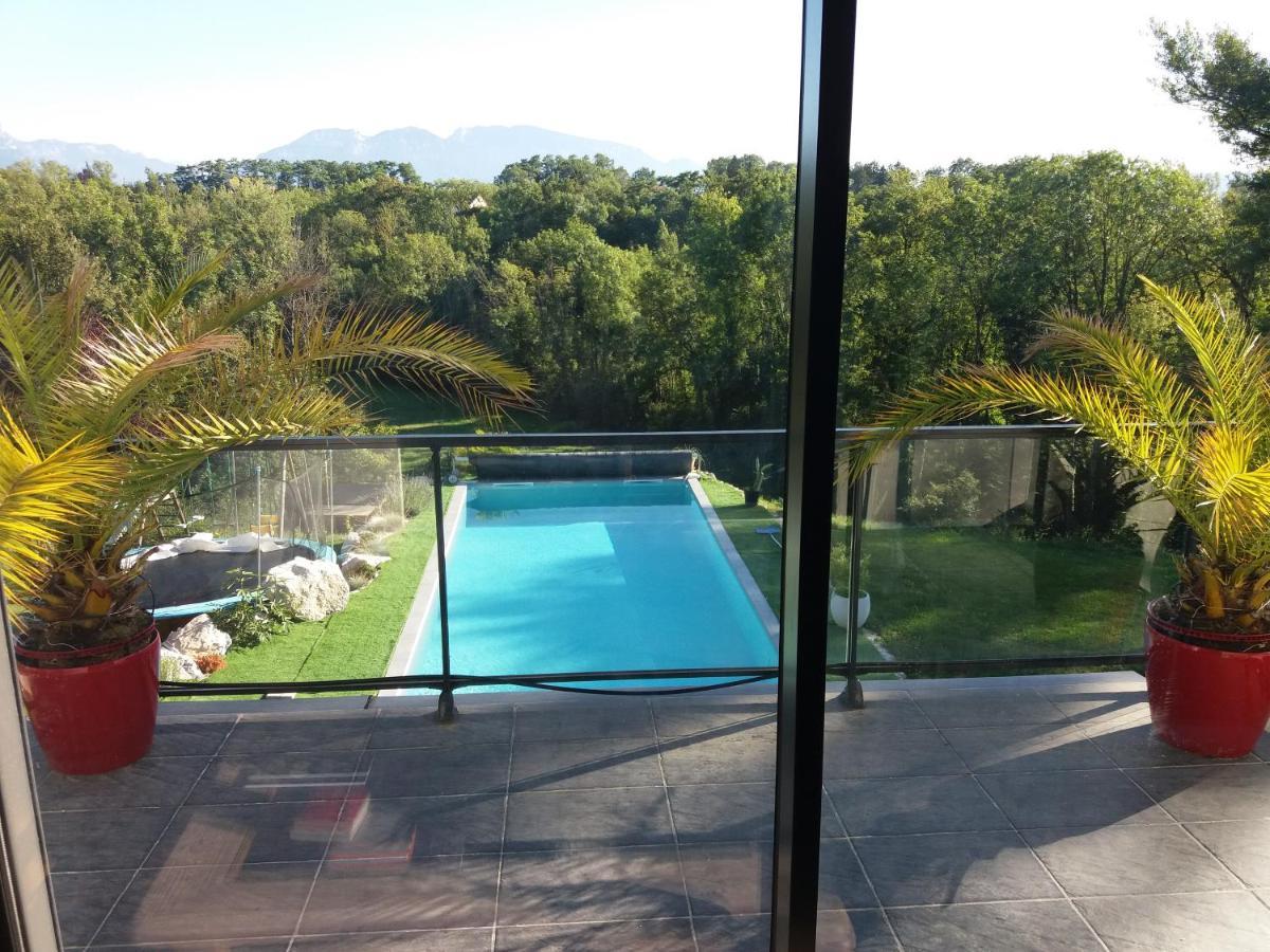 Chambres, cuisine, piscine, spa, billards, airhockey, nature Fillinges Extérieur photo